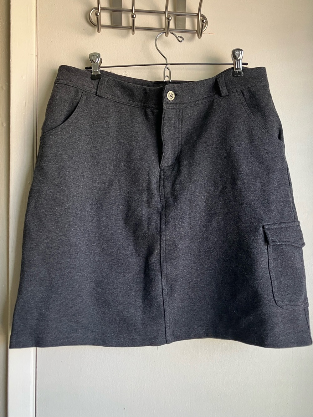 Duluth Trading Co Winter Skort 6 Pockets Grey Size 10